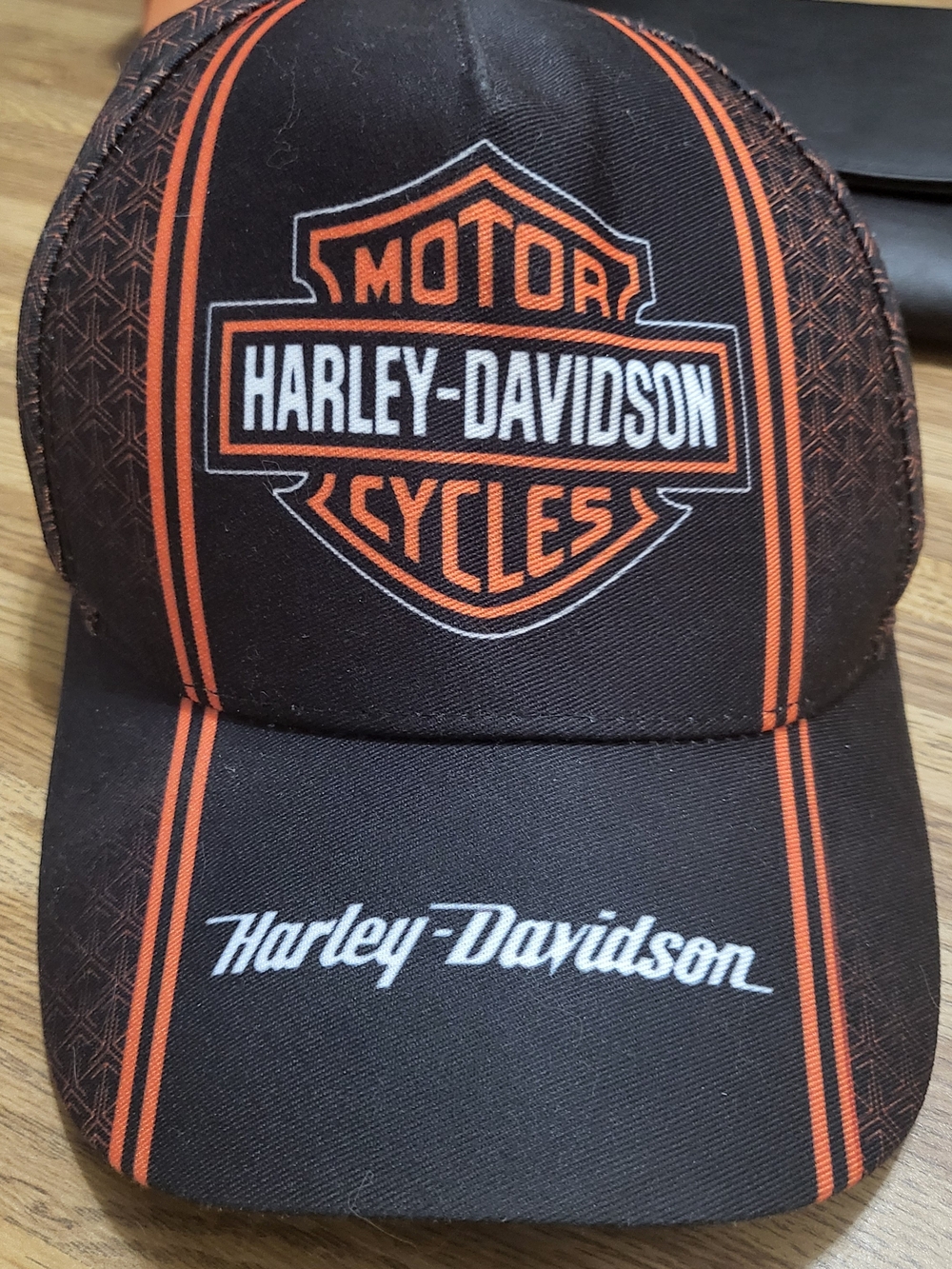 Harley-Davidson Black and Orange Shield Logo Cap